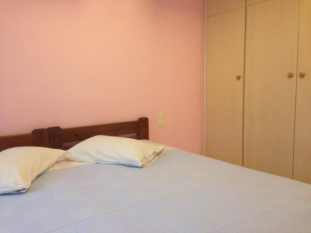 Noufara Hotel Kamena Vourla Zimmer foto
